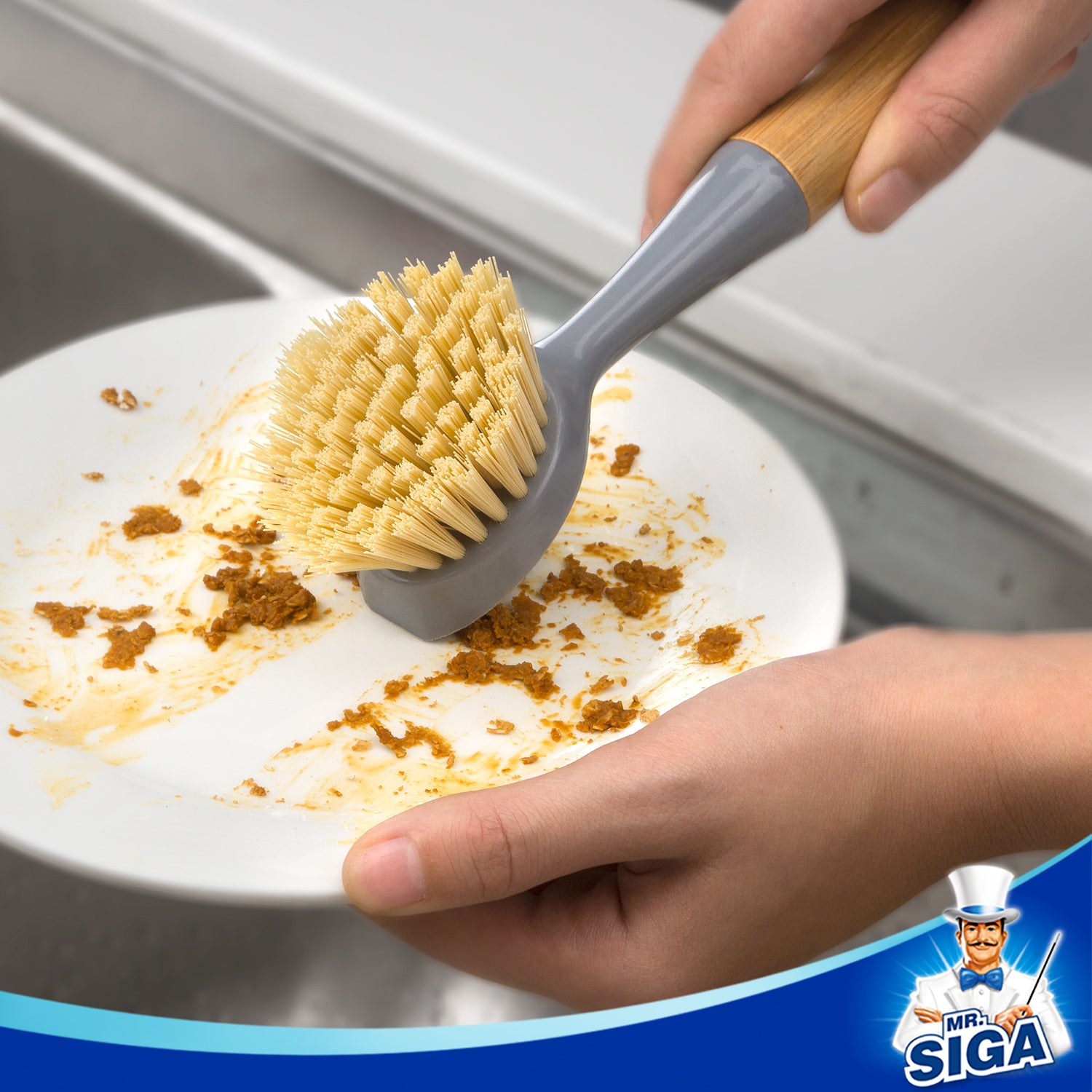 MR.SIGA Dish Brush with Bamboo Handle Built-in Scraper, Pack of 2