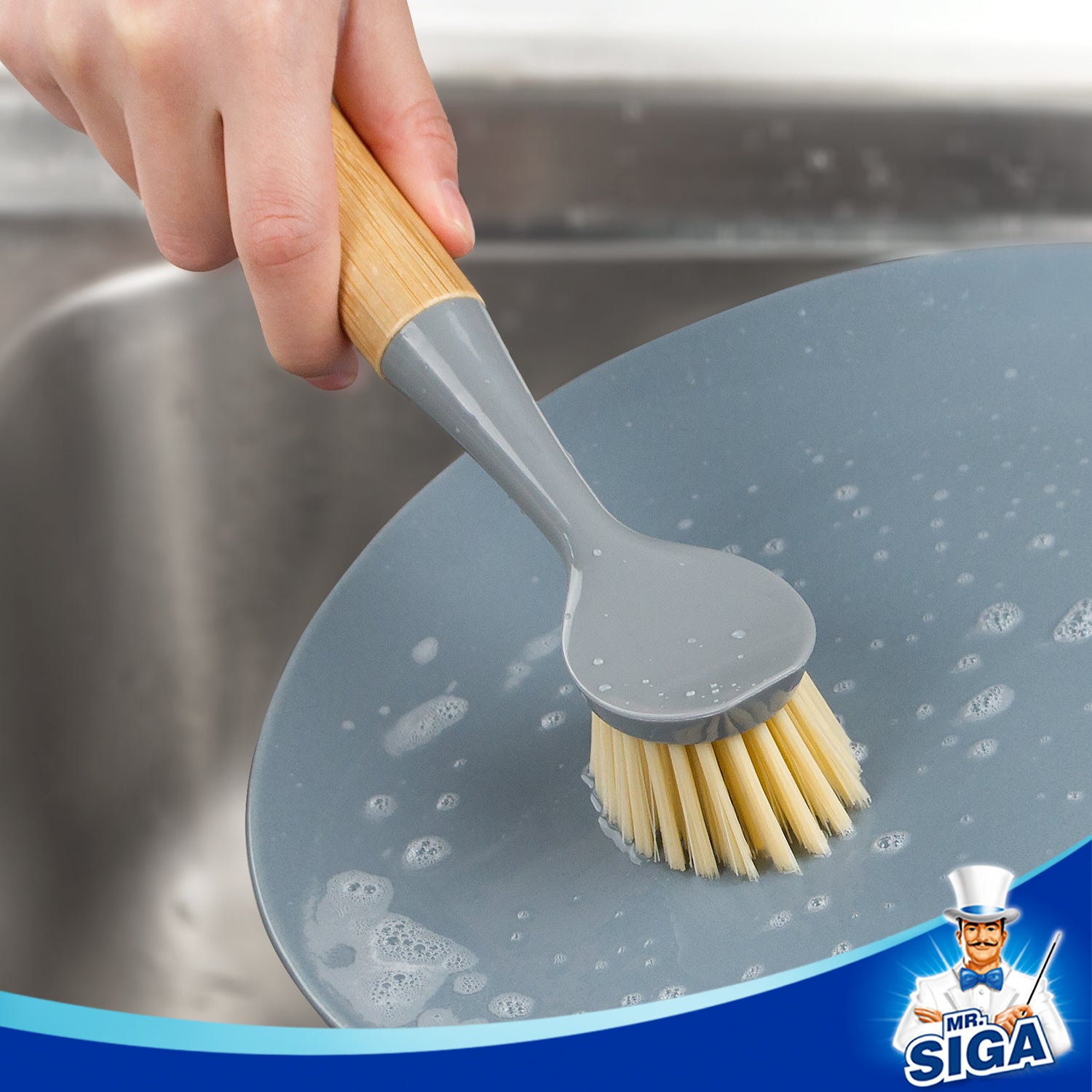 MR.SIGA Dish Brush with Bamboo Handle Built-in Scraper, Pack of 2