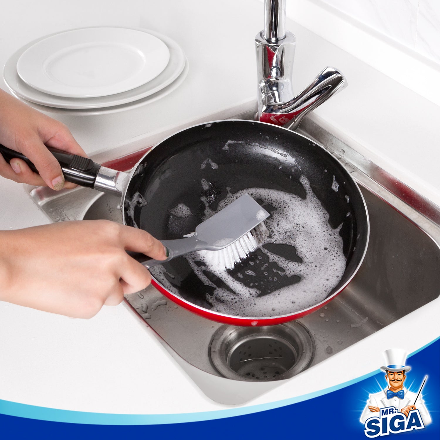 MR.SIGA Dish Brush with Non Slip Handle Built-in Scraper, Pack of 2